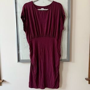 Old Navy Maternity Dress - Size L